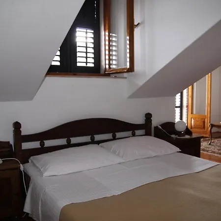 Kukuljica Penzion 3*